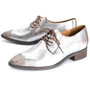Anthropologie Emily Oxford Gee Wawa Silver Leather